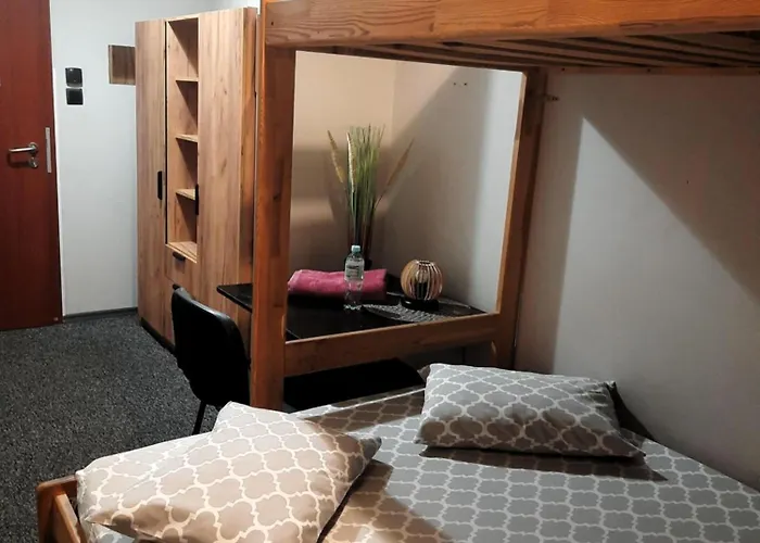 Go Rewolucji Vandrerhjem